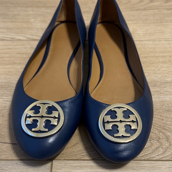 Tory Burch Shoes - NEW Tory Burch Deep Blue Loafers with Gold Emblem